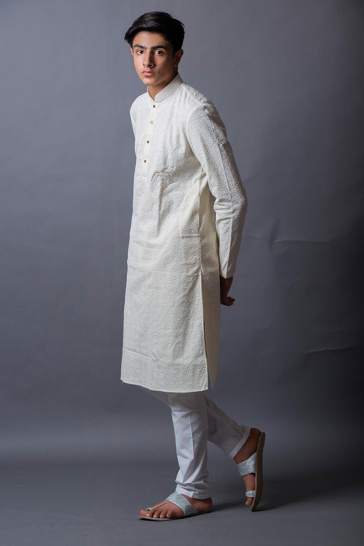 Shop Off white Mens Kurta Pajama Online Gulnaaz Khan Fashions Gulnaaz Fashion