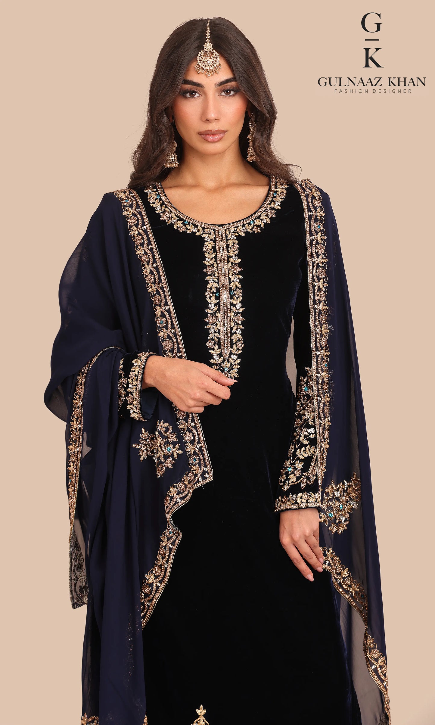 Naazneen velvet suit close up embroidery detail on neckline