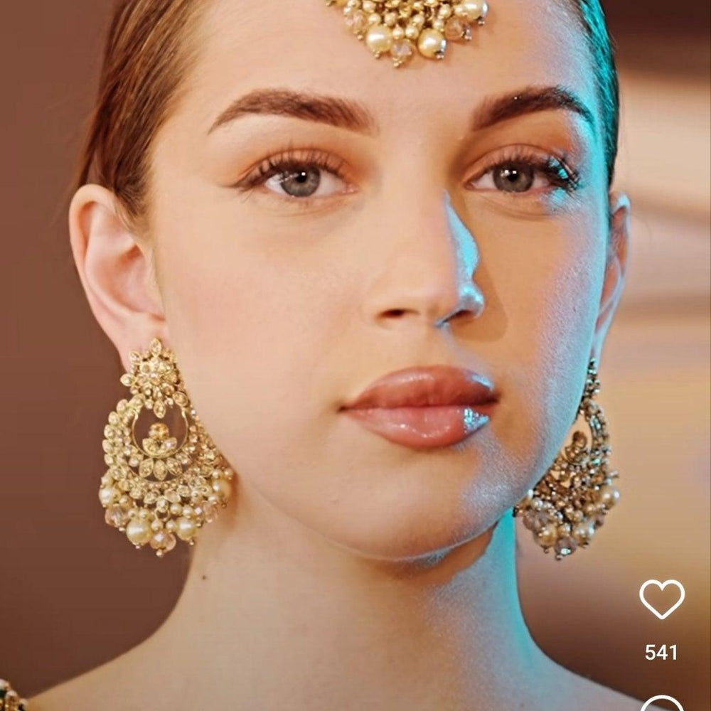 
                  
                    earring set with necklace
                  
                