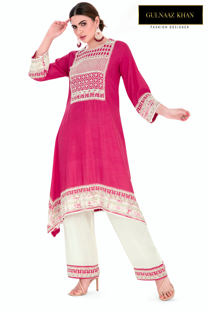 
                  
                    Tasnim
                  
                