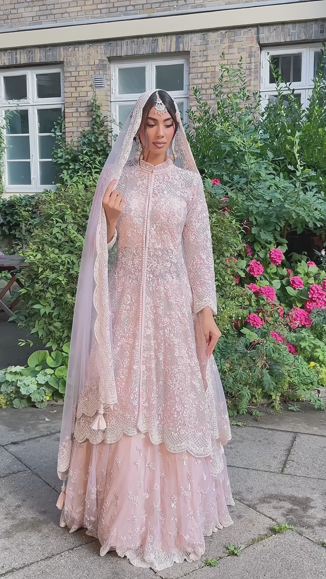 white lehenga