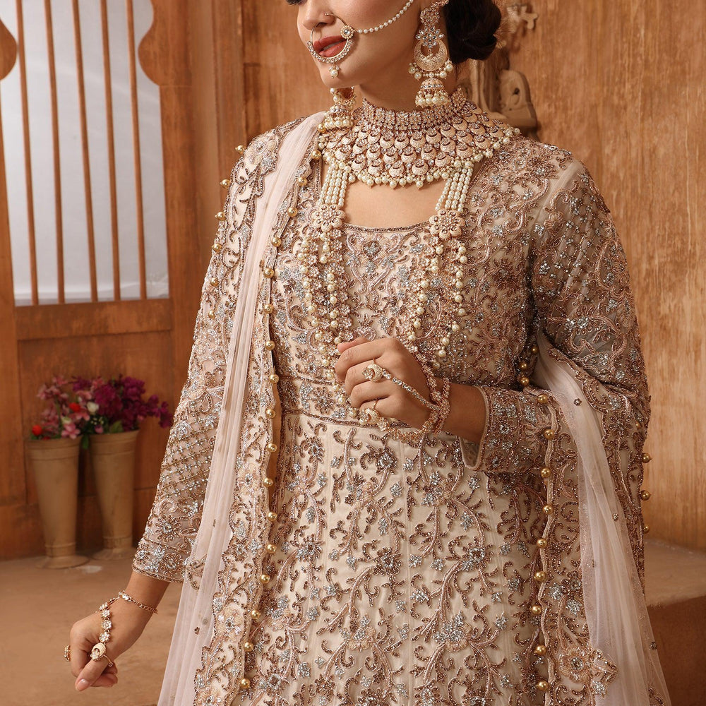 
                  
                    wedding wear gown
                  
                
