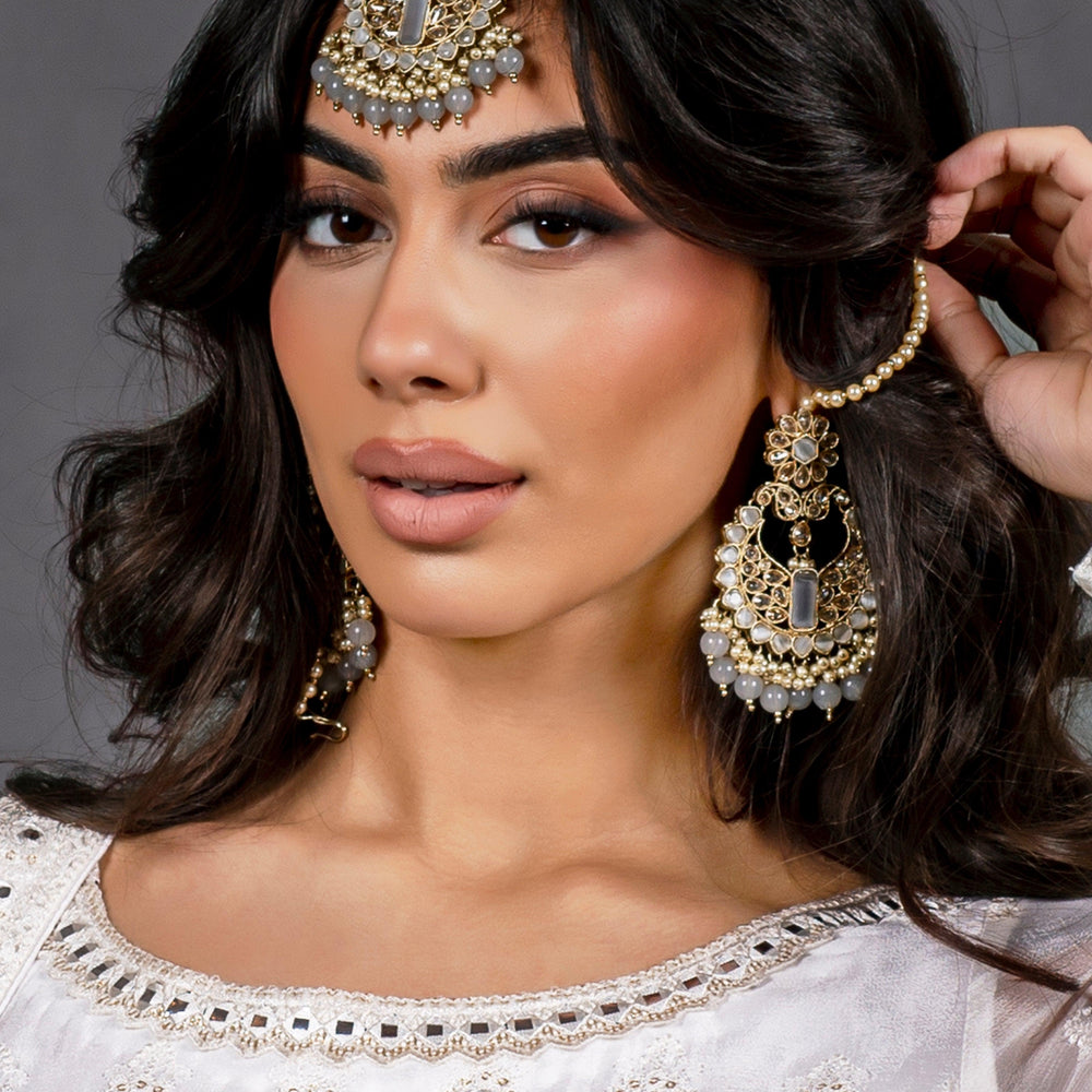 
                  
                    white gharara
                  
                