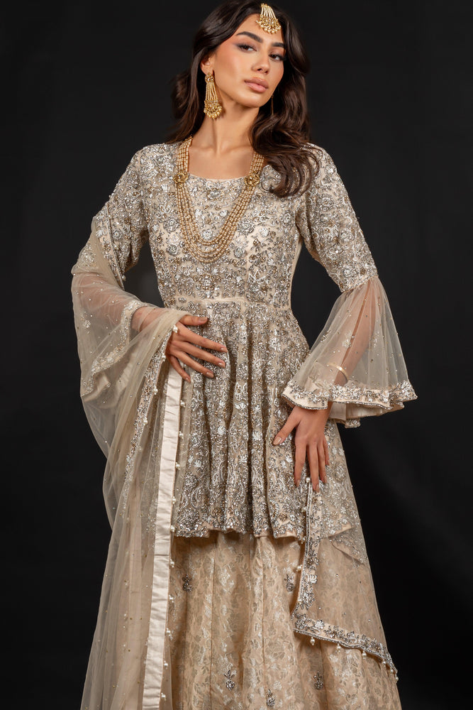 
                  
                    Sumaira
                  
                