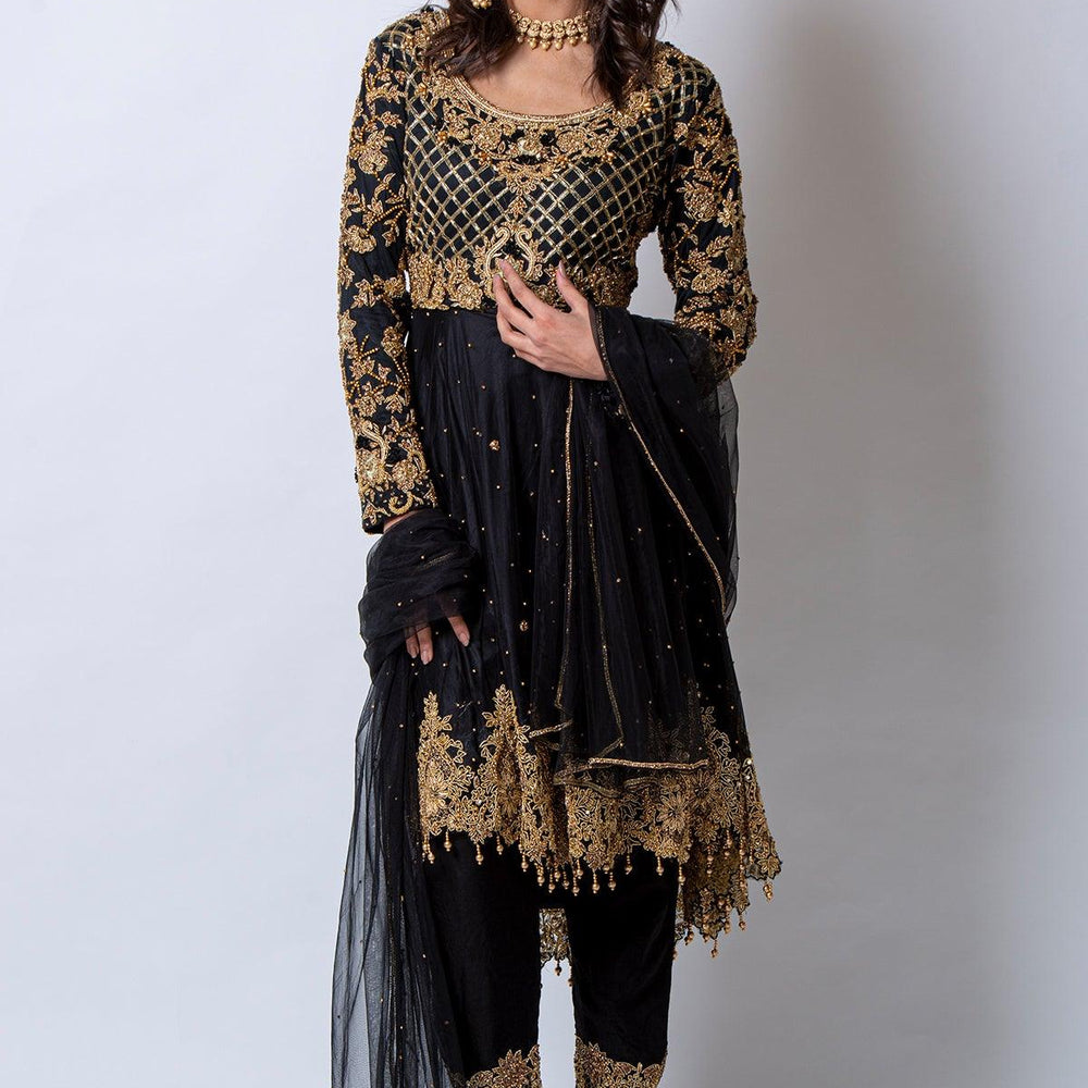 
                  
                    peplum kameez with capri
                  
                