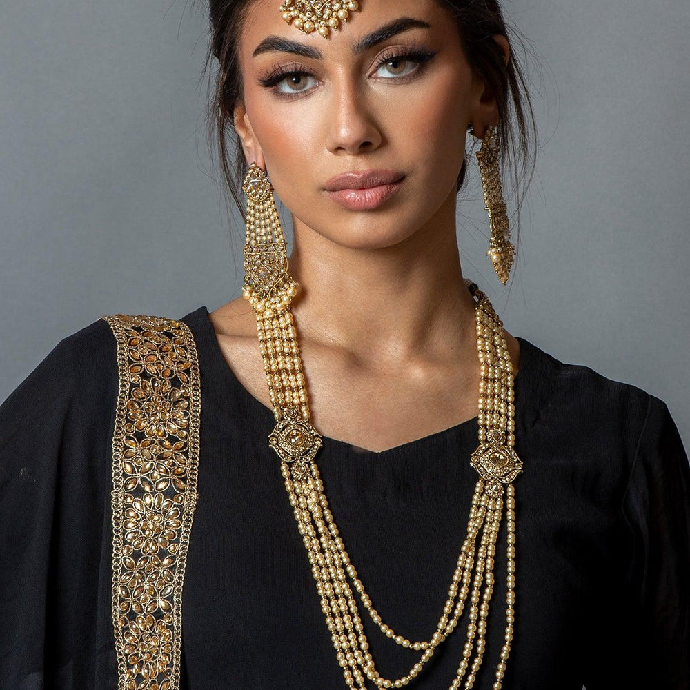 
                  
                    salwar kameez
                  
                
