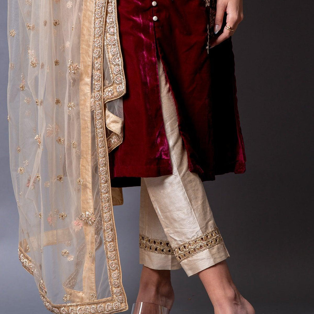 
                  
                    maroon kameez with golden pant
                  
                