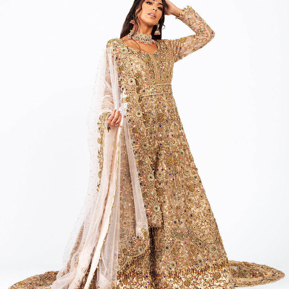 
                  
                    wedding gown dress
                  
                