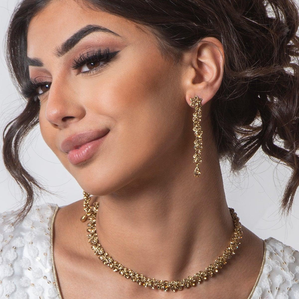 golden necklace and earring set