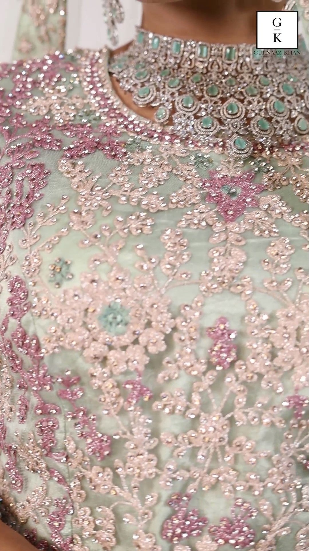 
                  
                    Lubna
                  
                