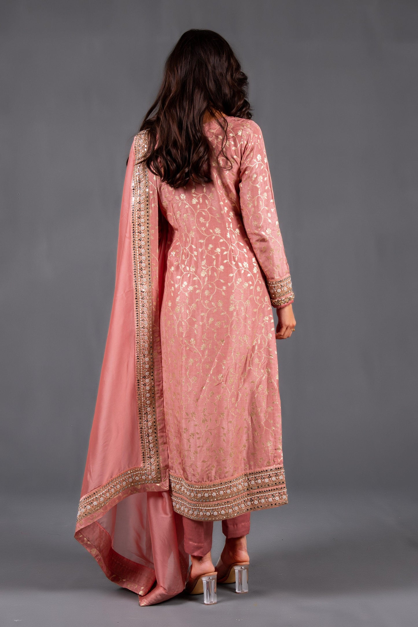 
                  
                    Sadaf
                  
                