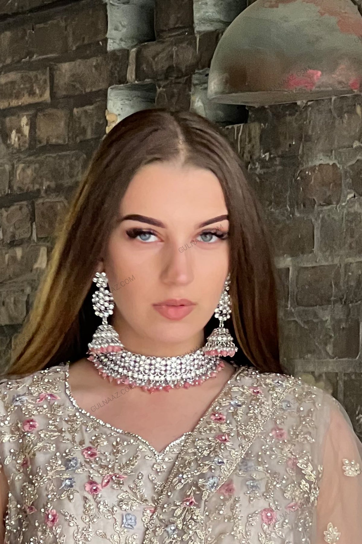 
                  
                    Zaina
                  
                