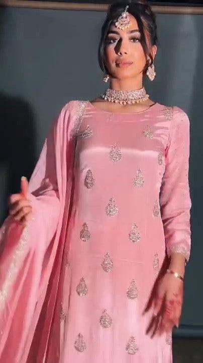 salmon pink top and dupatta