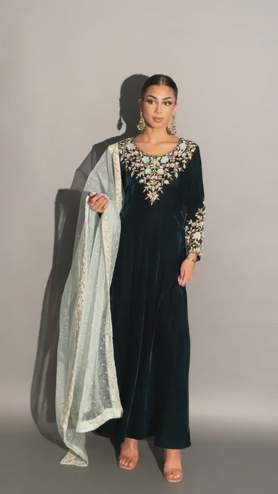 
                  
                    Load and play video in Gallery viewer, green velvet dress
                  
                