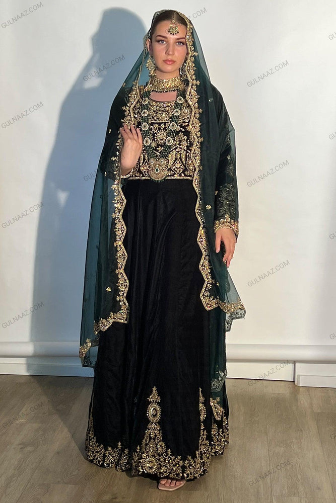 
                  
                    Hajira
                  
                