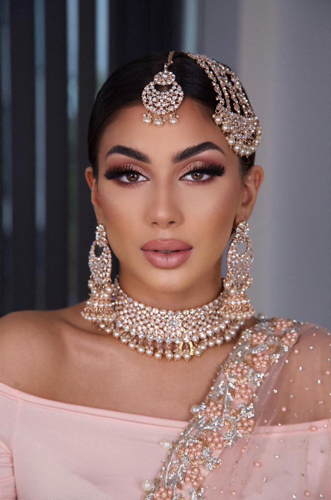 
                  
                    Necklace set NS 26
                  
                