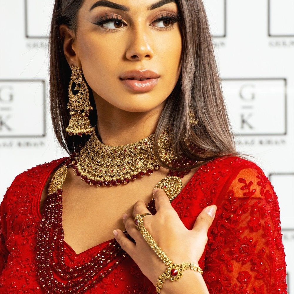 golden necklace set